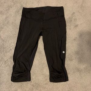 Lululemon cropped pants